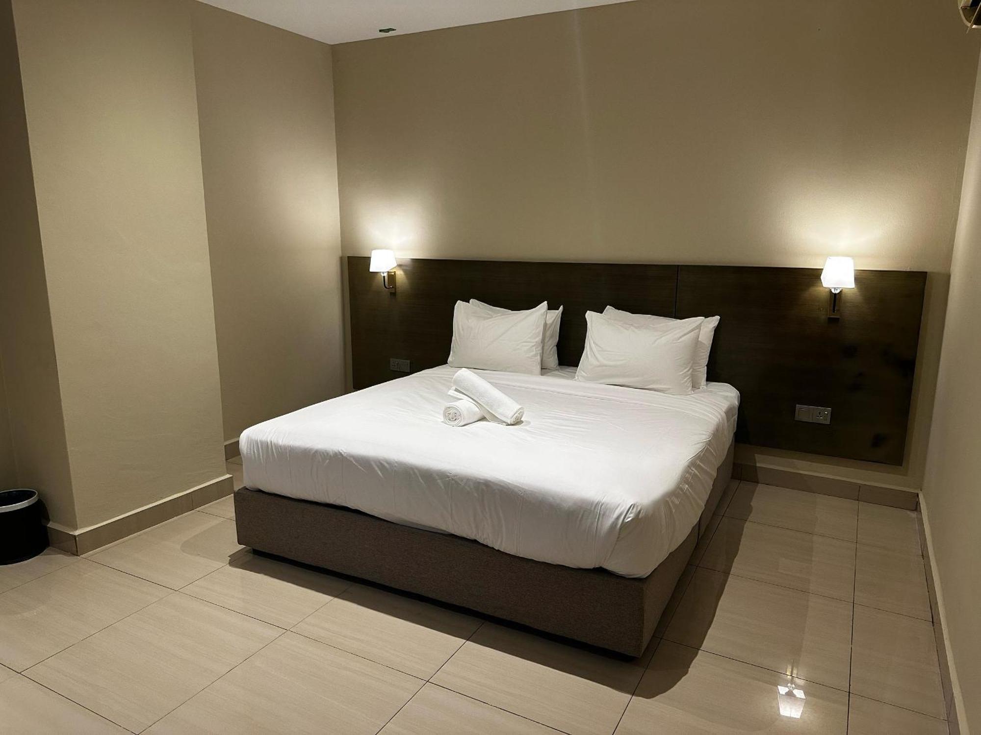 Kingston Hotel 12 - Jalan Raja Laut, Kl Куала-Лумпур Экстерьер фото